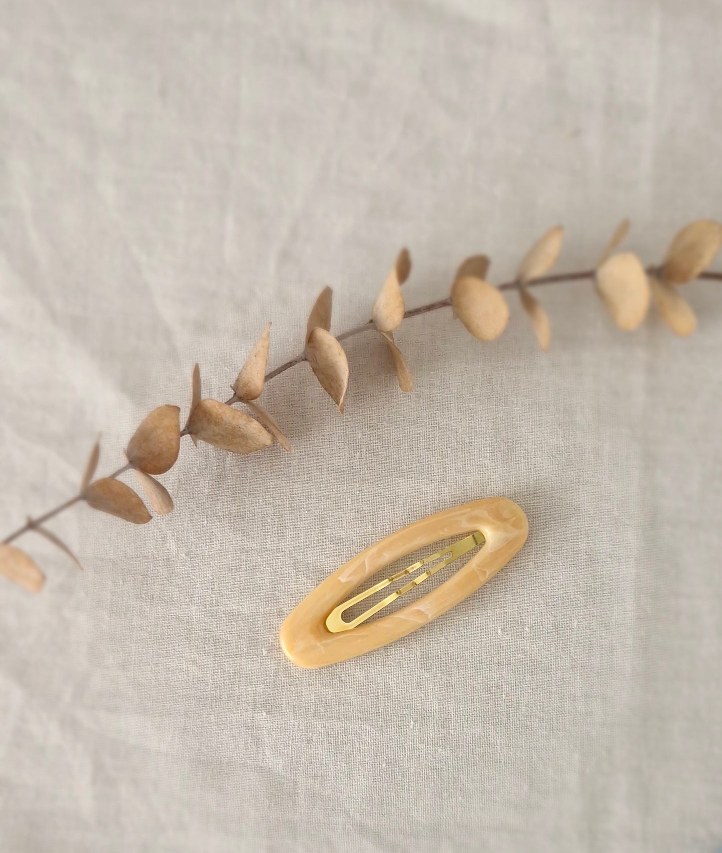 Snap Hair Clip - Oval Marble Design - Light Caramel