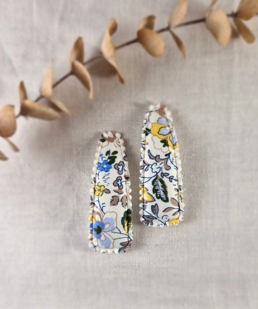Snap Hair Clip - Padded Triangle - White with Blue and Light Tan Floral