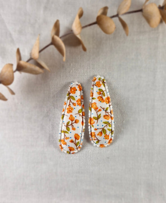 Snap Hair Clip - Padded Triangle - White with  Apricot Floral